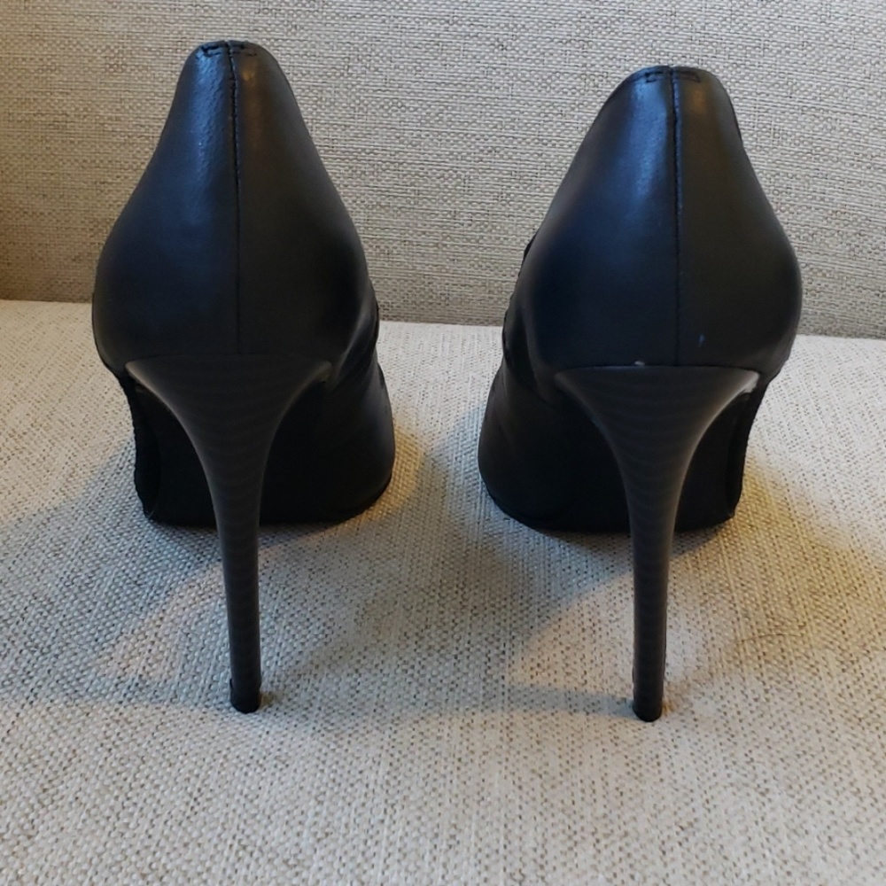 🆕️ Joe's Jeans black pump 7.5 - Picture 3 of 5